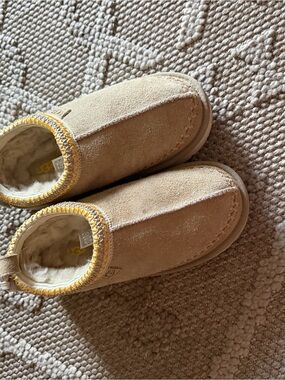 UGG Chestnut Tan Suede Cozy Slippers
